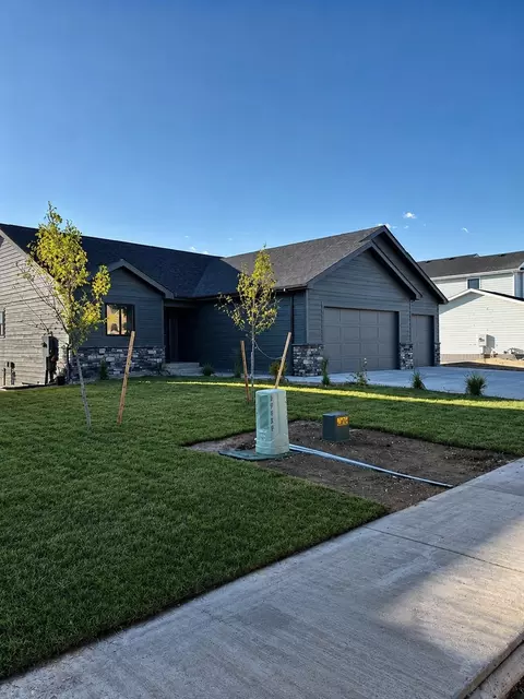 2505 Heathrow Ave, Casper, WY 82609