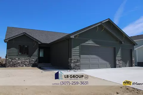 2505 Heathrow Ave, Casper, WY 82609