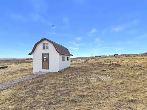 Exterior - 20 Glory Ln, Lander, WY 82520 photo 5 of 9