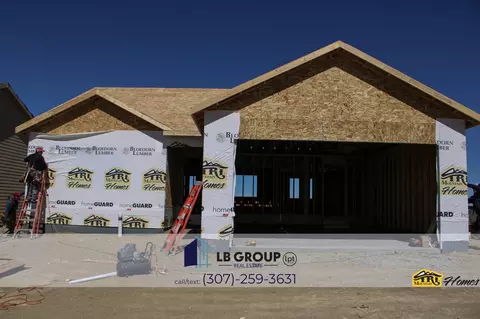 2085 Heathrow Ave, Casper, WY 82609