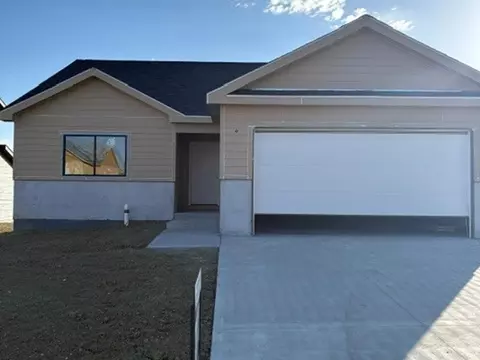 2085 Heathrow Ave, Casper, WY 82609