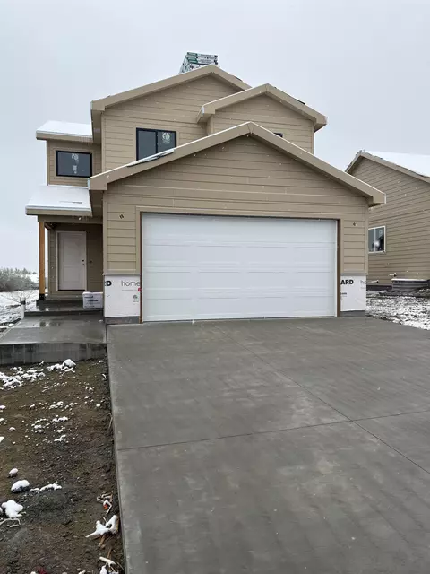 2065 Heathrow Ave, Casper, WY 82609