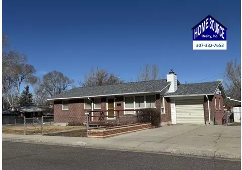 212 Shamrock St, Riverton, WY 82501