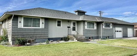 1022 Russell Ave, Worland, WY 82401