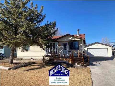 1426 E Pershing Ave, Riverton, WY 82501