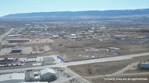 5451 W Yellowstone Hwy, Mills, WY 82604