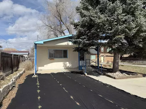 720 Richards St, Thermopolis, WY 82443