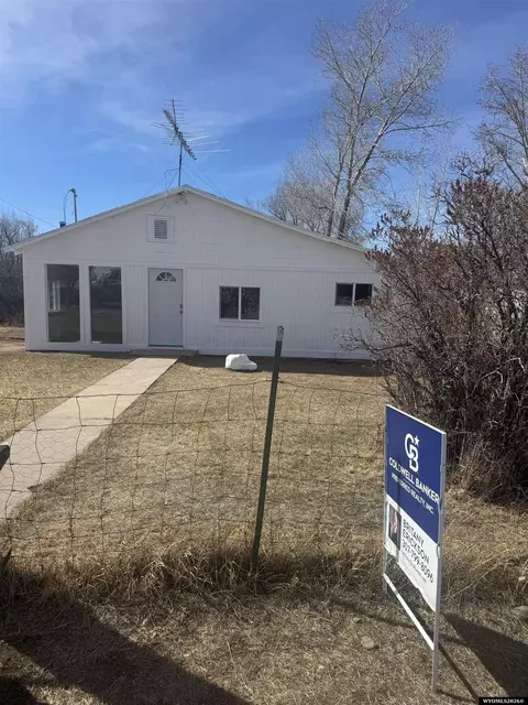 325 Ponderosa Pl, Mountain View, WY 82939