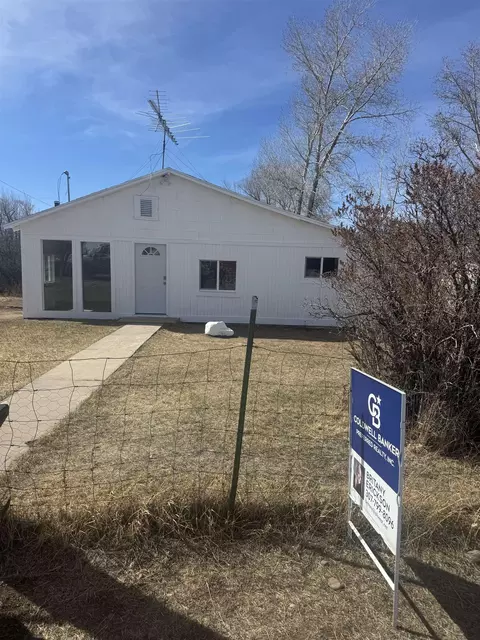 325 Ponderosa Pl, Mountain View, WY 82939