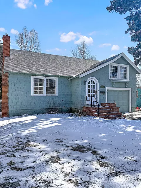 457 N Adams Ave, Buffalo, WY 82834