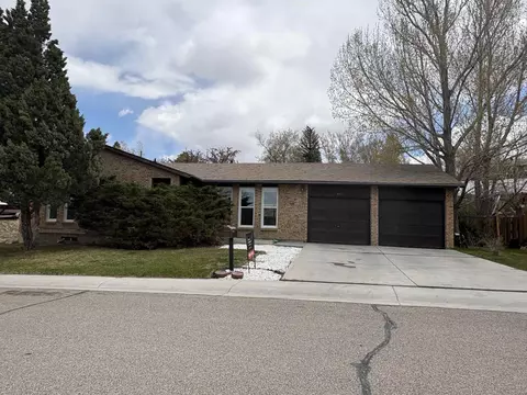 409 Emerald St, Rock Springs, WY 82901
