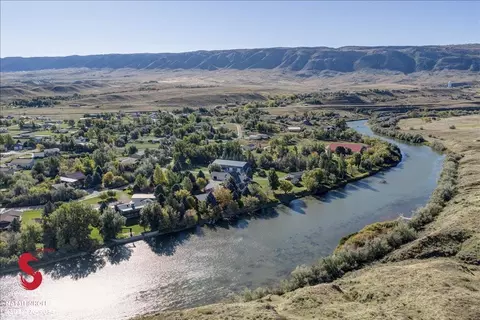 7688 Riverside Dr, Casper, WY 82604