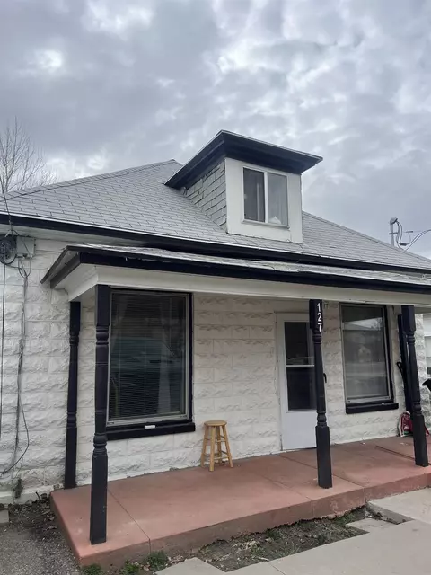 127 County Rd, Evanston, WY 82930