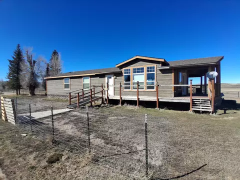 195 Thompson Cir, Cokeville, WY 83114