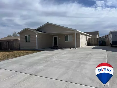 1217 E Jackson, Riverton, WY 82501