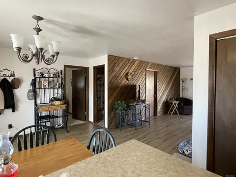 1516 Warm Springs Dr, Dubois, WY 82513