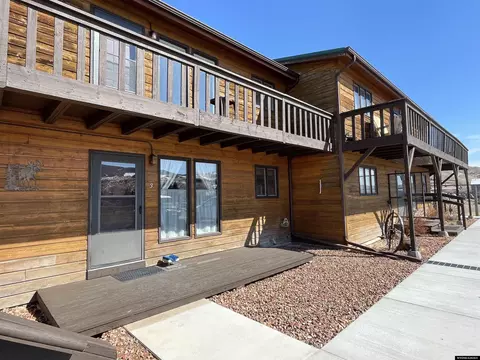 1516 Warm Springs Dr, Dubois, WY 82513