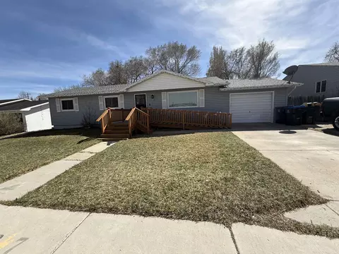 380 Crossbow Dr, Green River, WY 82935