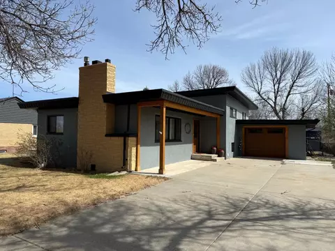 104 13th St, Wheatland, WY 82201