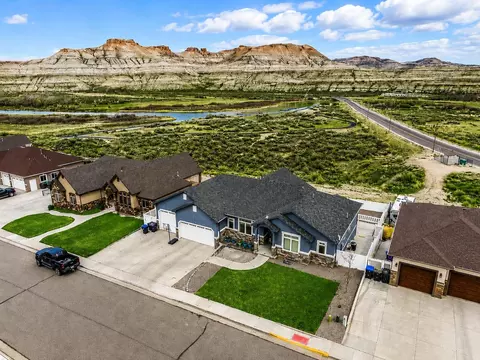 2340 Alexandra Cir, Green River, WY 82935