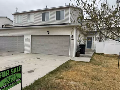 2312 Bitter Crk, Rock Springs, WY 82901