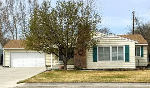 1205 Circle Rd, Worland, WY 82401
