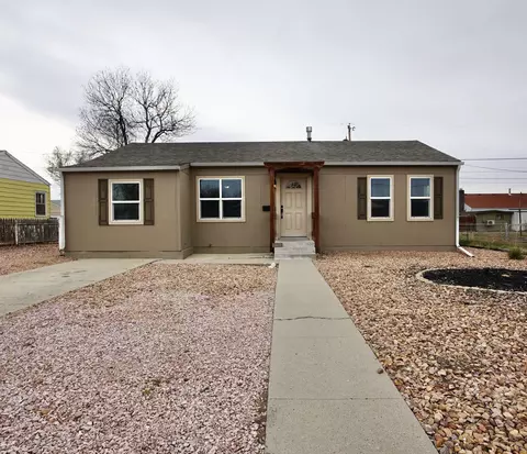 1324 Holly St, Casper, WY 82604