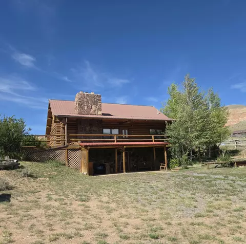 1404 Warm Springs Dr, Dubois, WY 82513