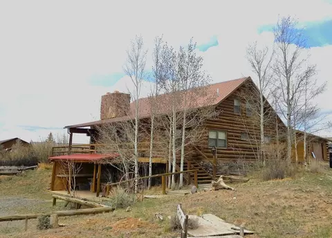 1404 Warm Springs Dr, Dubois, WY 82513