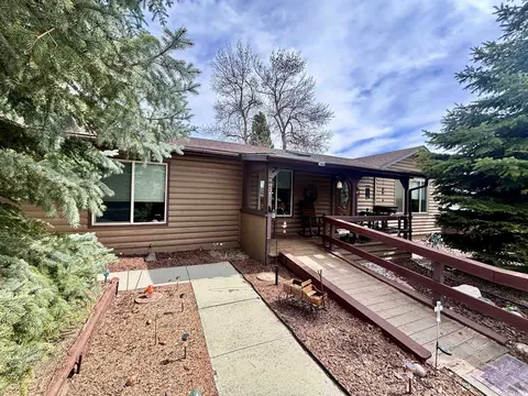 125 Maple St, Buffalo, WY 82834