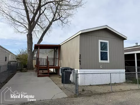 2067 E 1st Ln, Casper, WY 82609