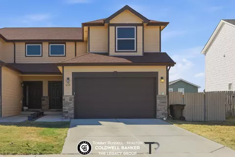 653 7th St, Evansville, WY 82636