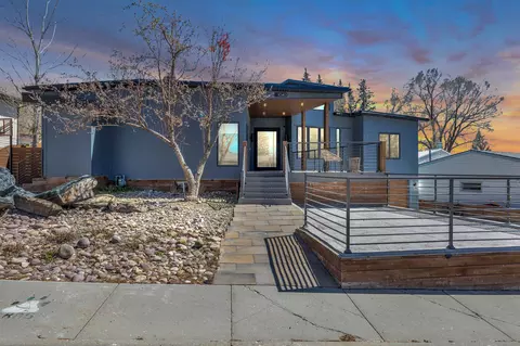 1040 Trona Dr, Green River, WY 82935