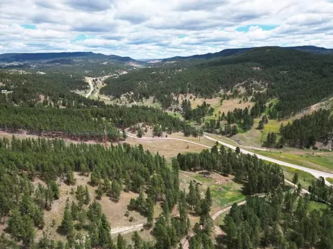 7 Wilderness Trl, Newcastle, WY 82701