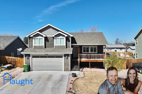 930 Flicker St, Douglas, WY 82633