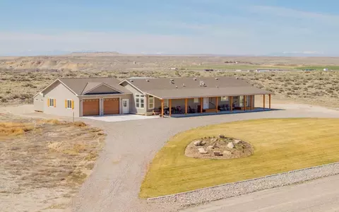 365 Broken Spoke Loop, Greybull, WY 82426