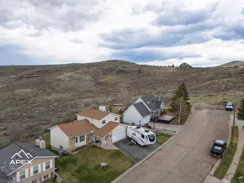 155 Spring Brook Dr, Evanston, WY 82930