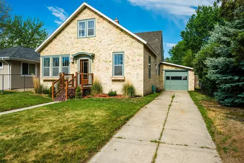 518 N Adams St, Buffalo, WY 82834