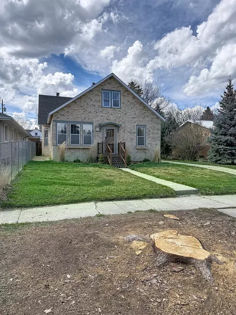 518 N Adams St, Buffalo, WY 82834