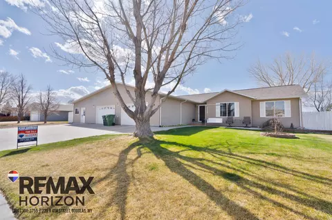 201 Bow St, Douglas, WY 82633