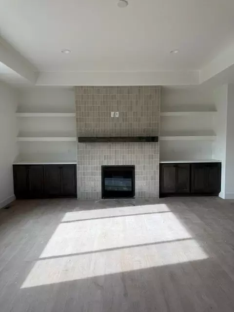 Living - 1072 Cornwall St, Casper, WY 82609 photo 2 of 3