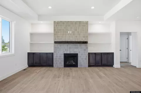 Living - 1072 Cornwall St, Casper, WY 82609 photo 3 of 5