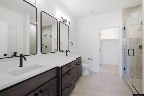 Bath - 1072 Cornwall St, Casper, WY 82609 photo 1 of 2