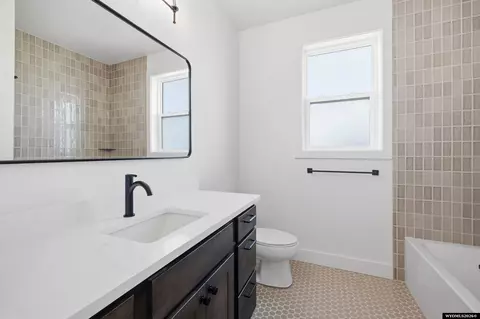Bath - 1072 Cornwall St, Casper, WY 82609 photo 2 of 2