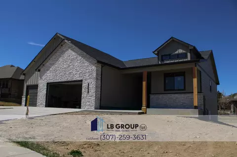 1072 Cornwall St, Casper, WY 82609