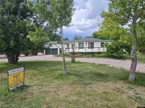 551 W Sybille St, Guernsey, WY 82214