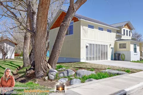 Exterior - 336 Eugene St, Lander, WY 82520 photo 6 of 12