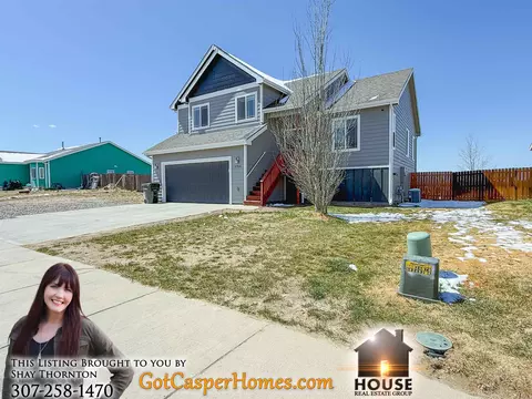 5766 Antelope Dr, Bar Nunn, WY 82601
