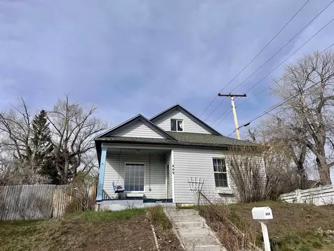 809 Beech Ave, Kemmerer, WY 83101