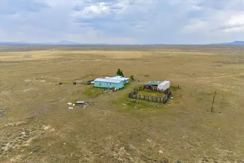 248 Man O War Dr, Medicine Bow, WY 82329